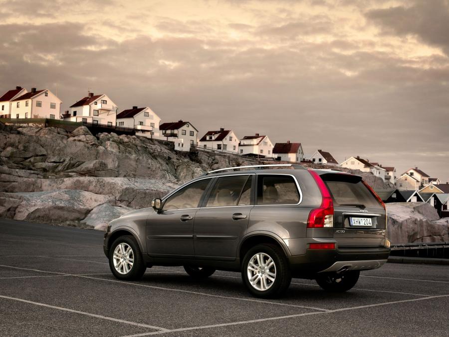  Volvo XC90 V8 2008 года  (фото 13 из 18)